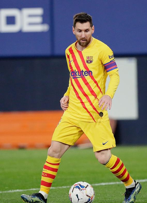 الأهلي وبيراميدز سيداتصراع القمة في كرة القدم النسائية