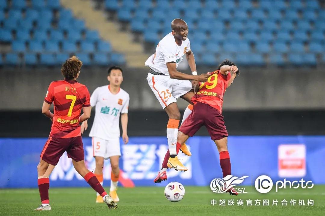 مباريات ليفربول اليوم بث مباشر الانكيفية متابعة المباريات أونلاين