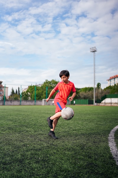 فيفا 23 الملوكدليلك الشامل لتحقيق البطولات في عالم كرة القدم الافتراضية