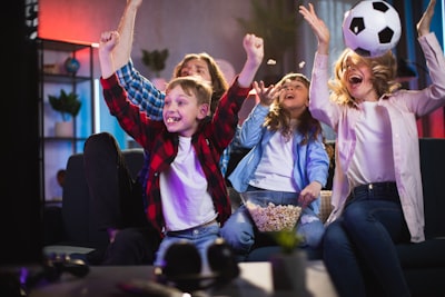 توتنهام ومانشستر يونايتدصراع العمالقة في الدوري الإنجليزي